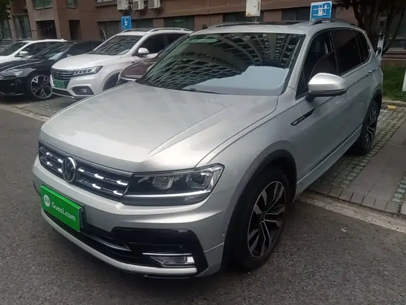 Volkswagen Tiguan L, 2021