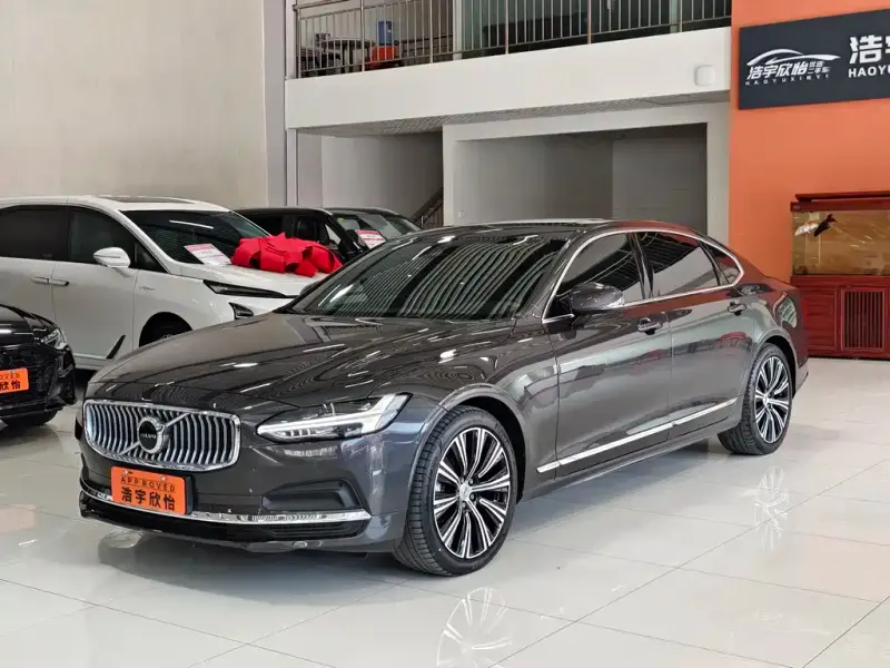 Volvo S90, 2025