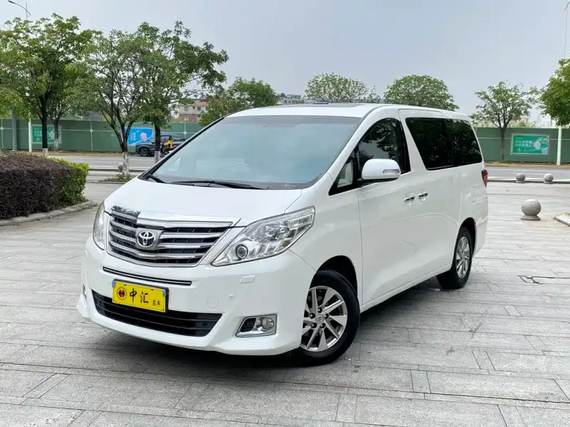 Toyota Alphard, 2012