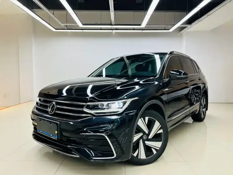 Volkswagen Tiguan L, 2023
