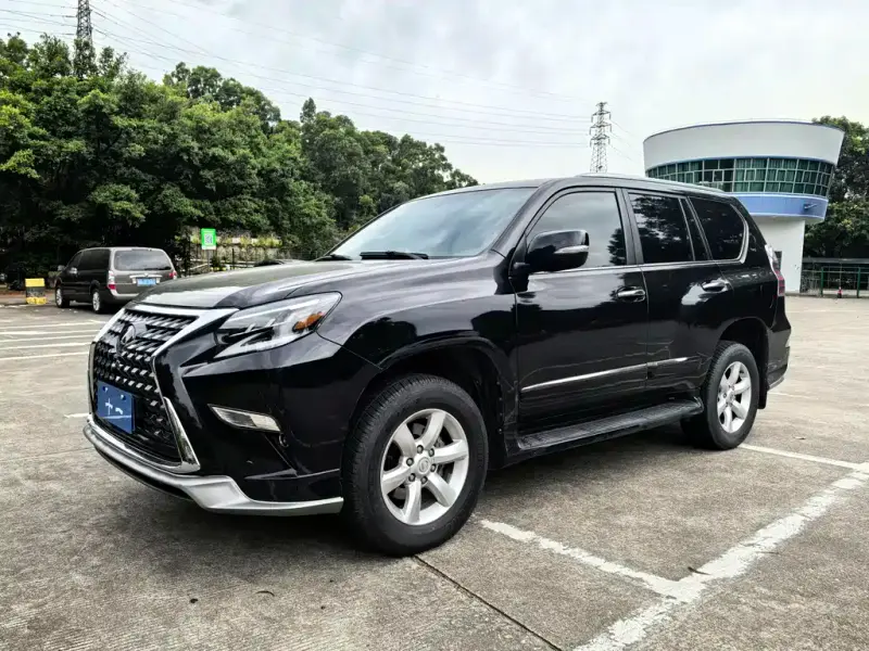 Lexus GX, 2012