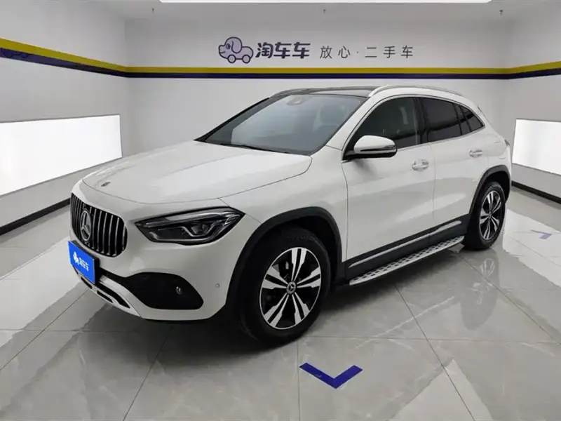 Mercedes-Benz GLA, 2022 — фото 1