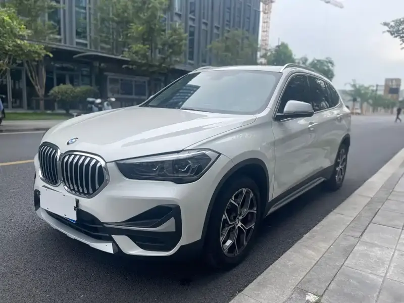 BMW X1, 2022 — фото 1