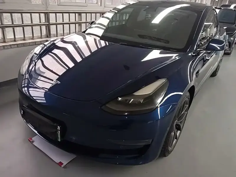 Tesla Model 3, 2021