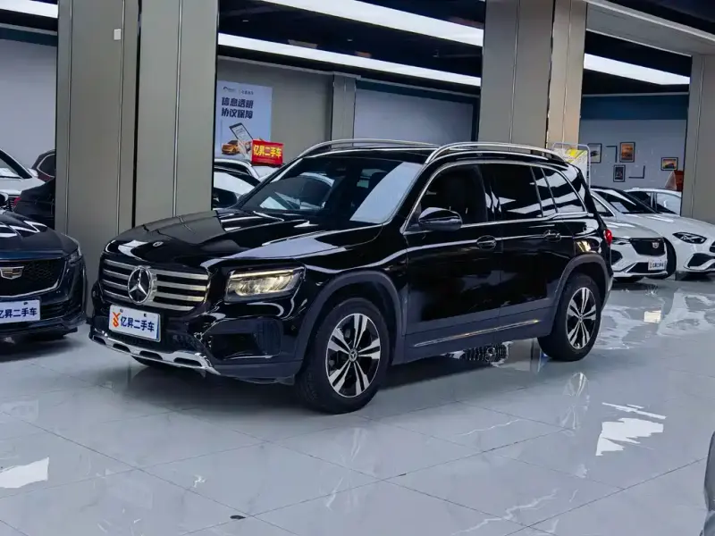 Mercedes-Benz GLB, 2024