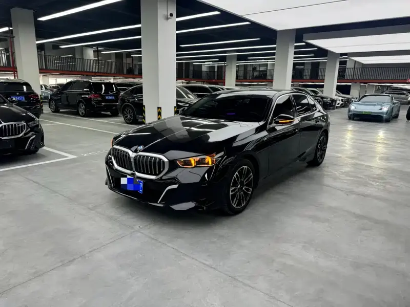BMW 5 Series, 2024