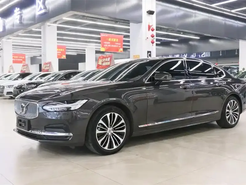 Volvo S90, 2023