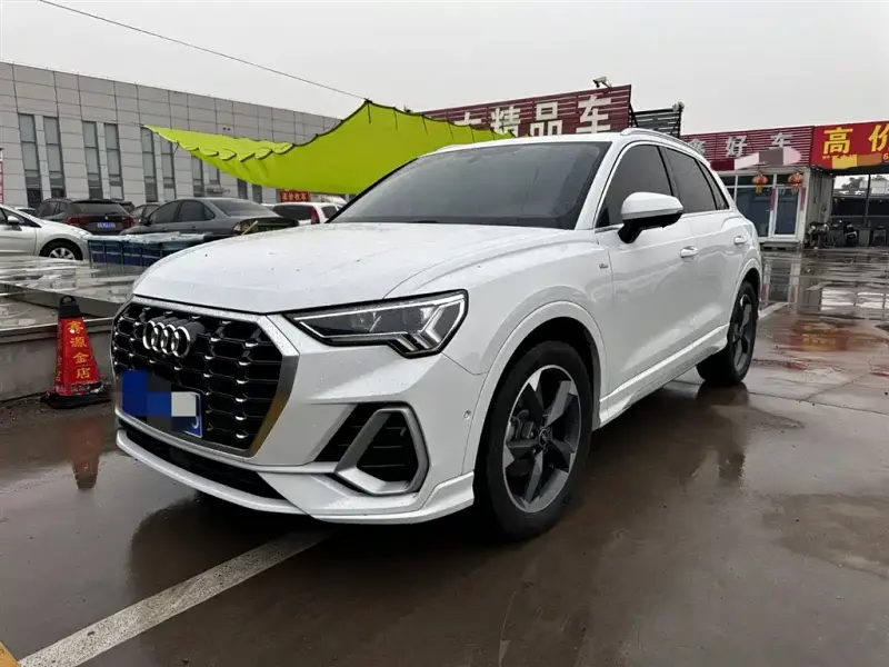 Audi Q3, 2023