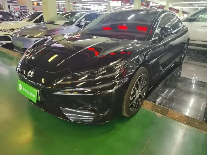 Denza Z9, 2025
