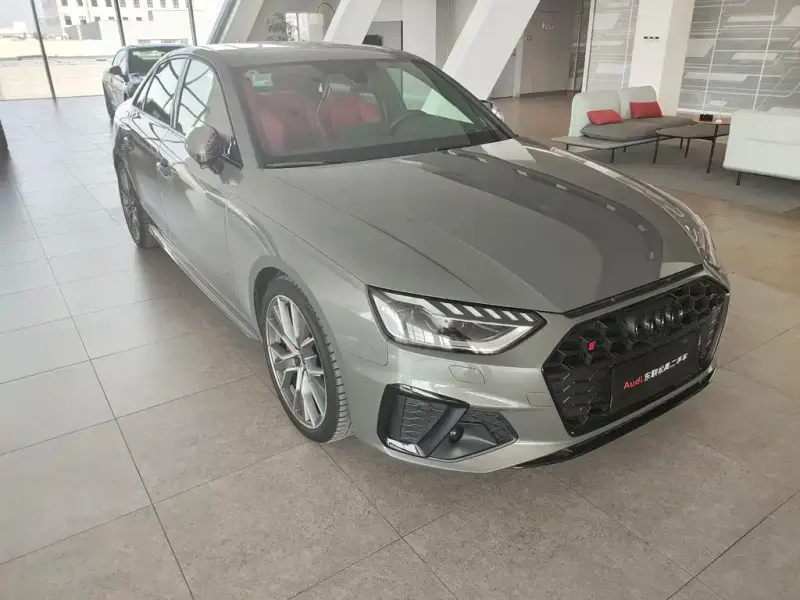 Audi S4, 2025