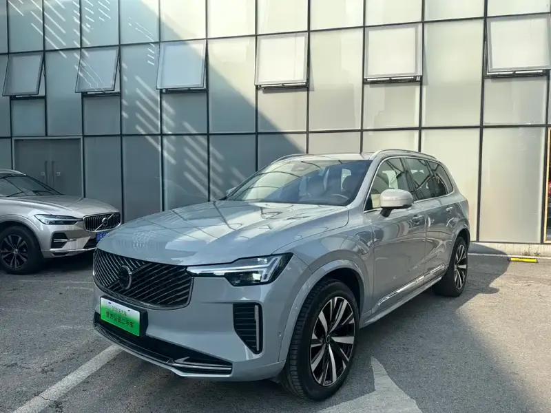 Volvo XC90 PHEV, 2025