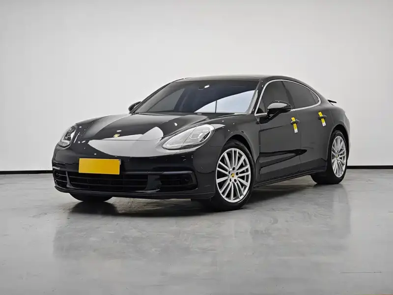 Porsche Panamera, 2018