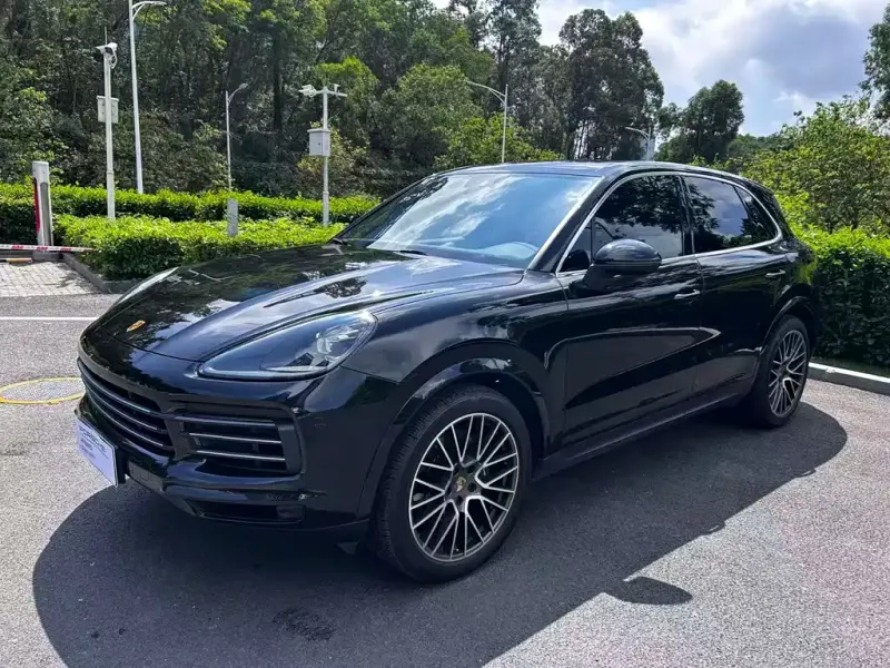 Porsche Cayenne, 2023