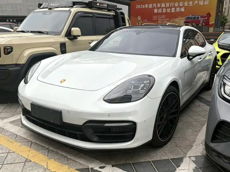 Porsche Panamera, 2021