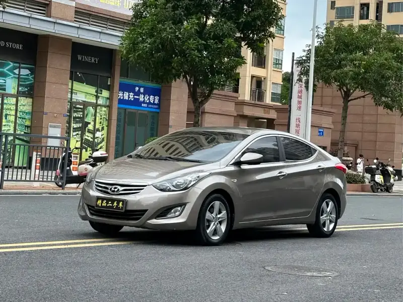 Hyundai Elantra Langdong, 2014 — фото 1