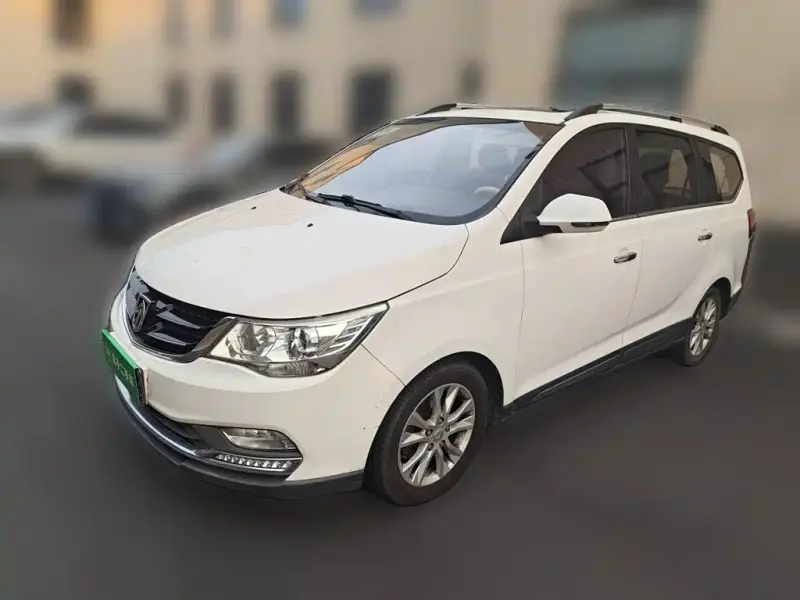 Baojun 730, 2017