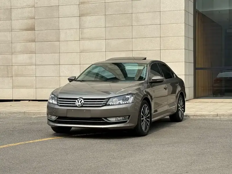 Volkswagen Passat, 2015 — фото 1