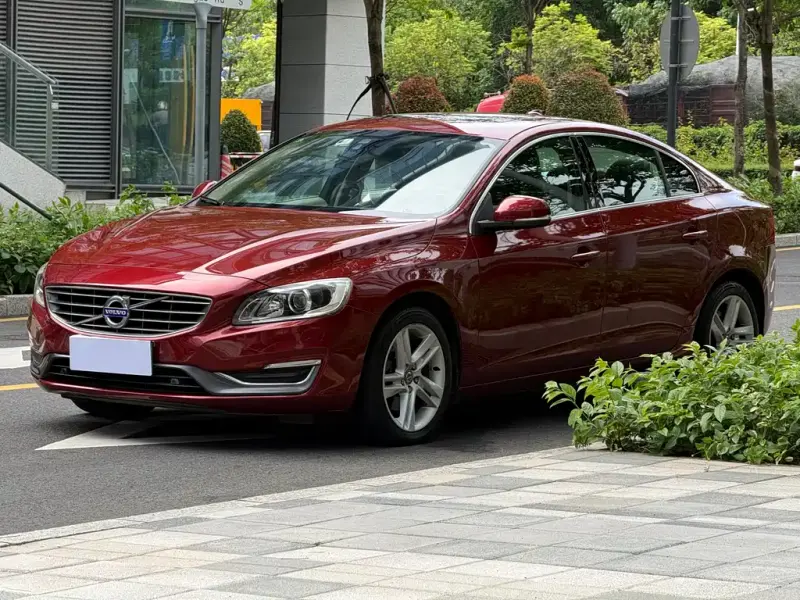 Volvo S60, 2014