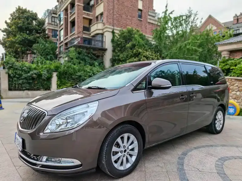 Buick GL8, 2016
