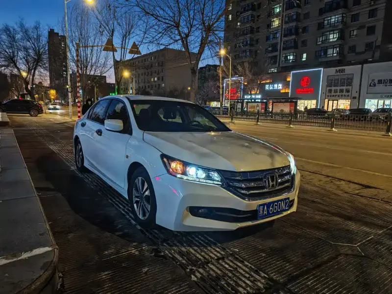 Honda Accord, 2015 — фото 1