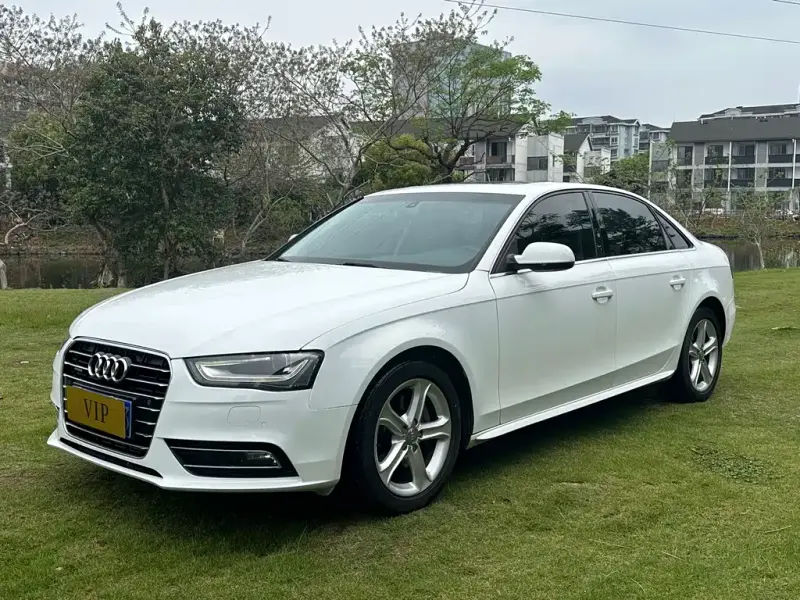 Audi A4L, 2015 — фото 1