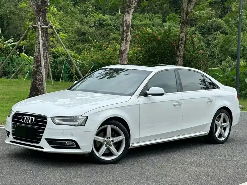 Audi A4L, 2015 — фото 1