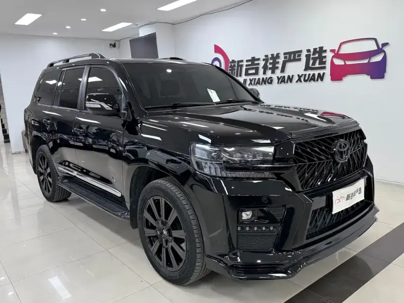 Toyota Land Cruiser, 2018 — фото 1