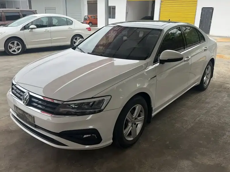 Volkswagen Lamando, 2021