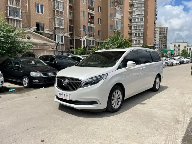 Buick GL8, 2018