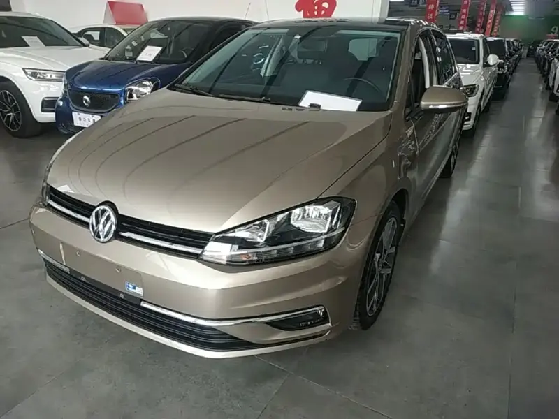 Volkswagen Golf, 2020
