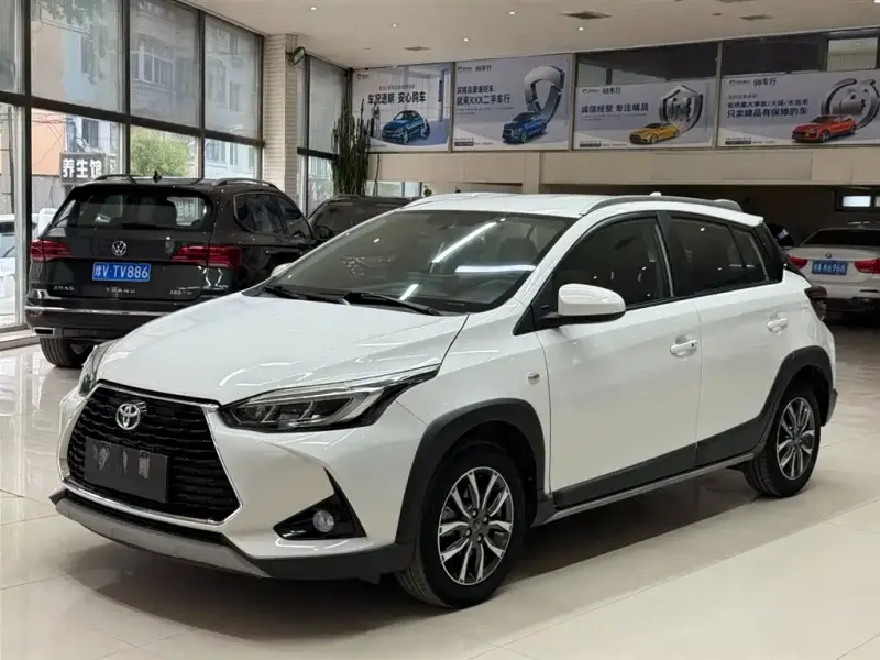 Toyota Yaris L, 2022