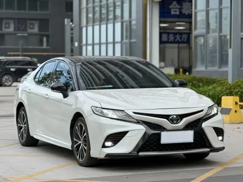 Toyota Camry, 2020