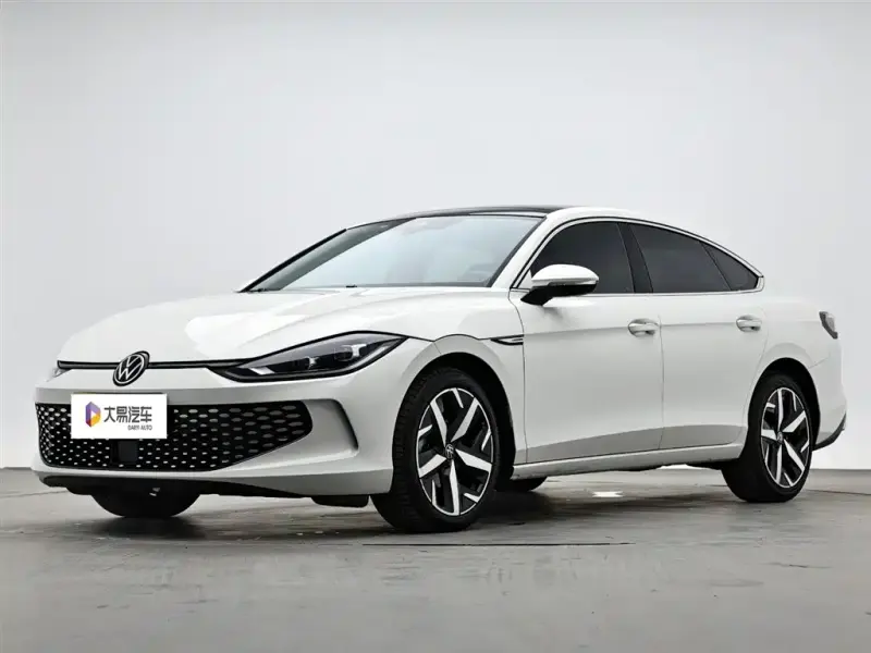 Volkswagen Lamando, 2023