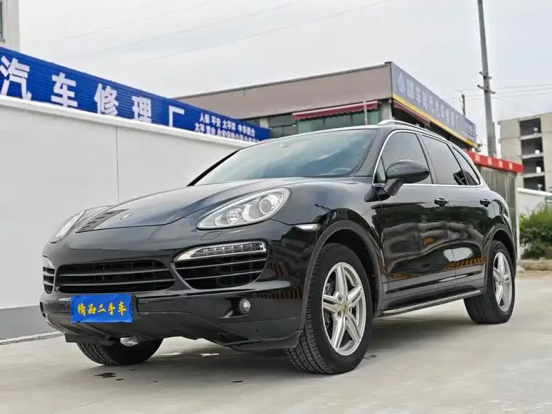 Porsche Cayenne, 2013