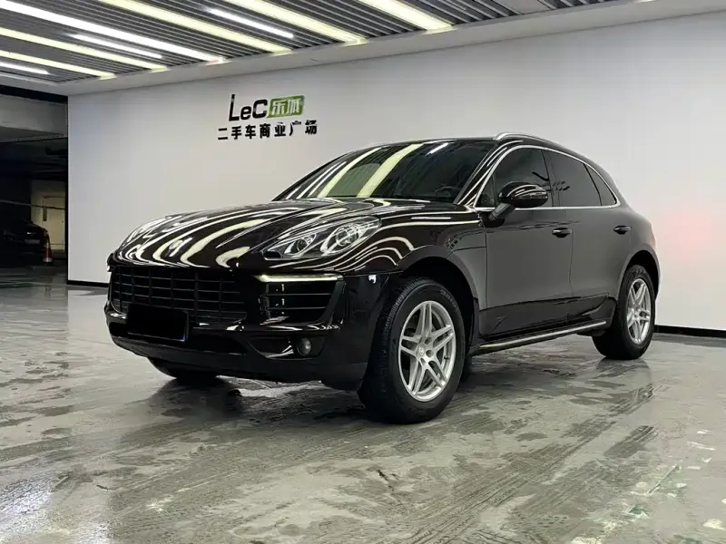 Porsche Macan, 2018