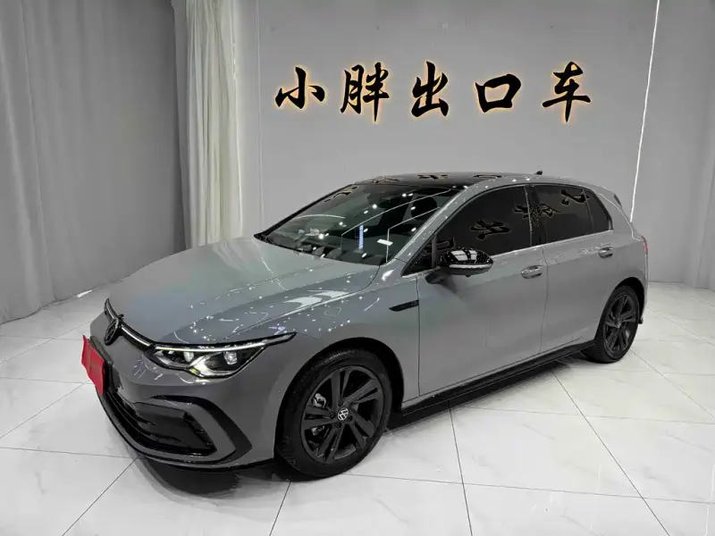 Volkswagen Golf, 2022