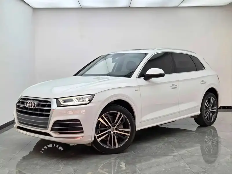 Audi Q5L, 2020