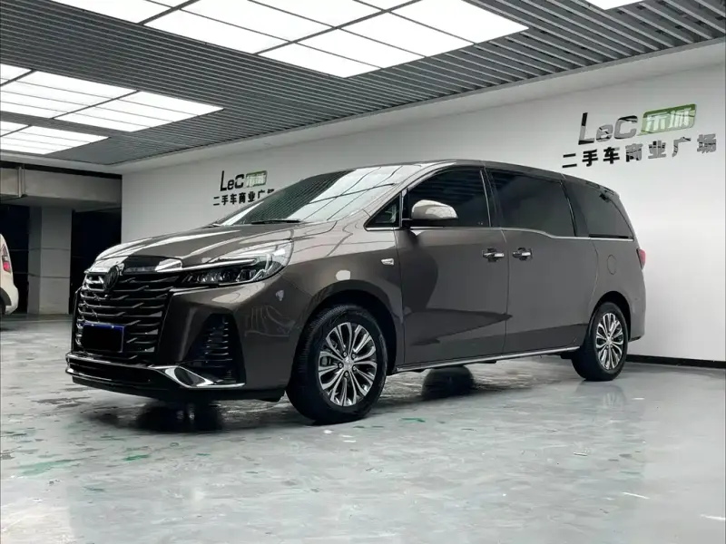 Buick GL8, 2023