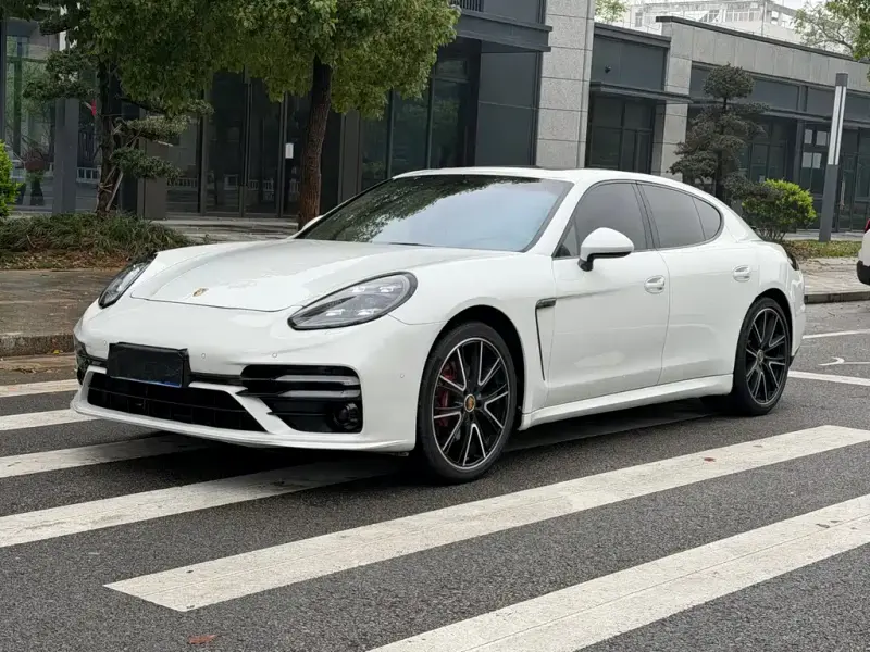 Porsche Panamera, 2014