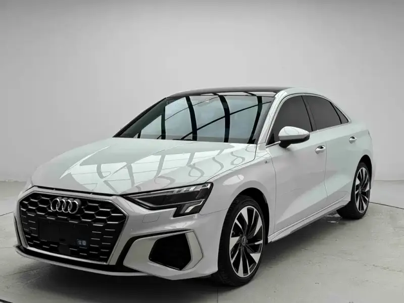 Audi A3, 2023 — фото 1