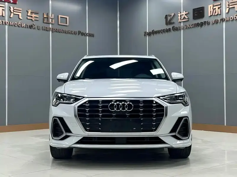 Audi Q3, 2023