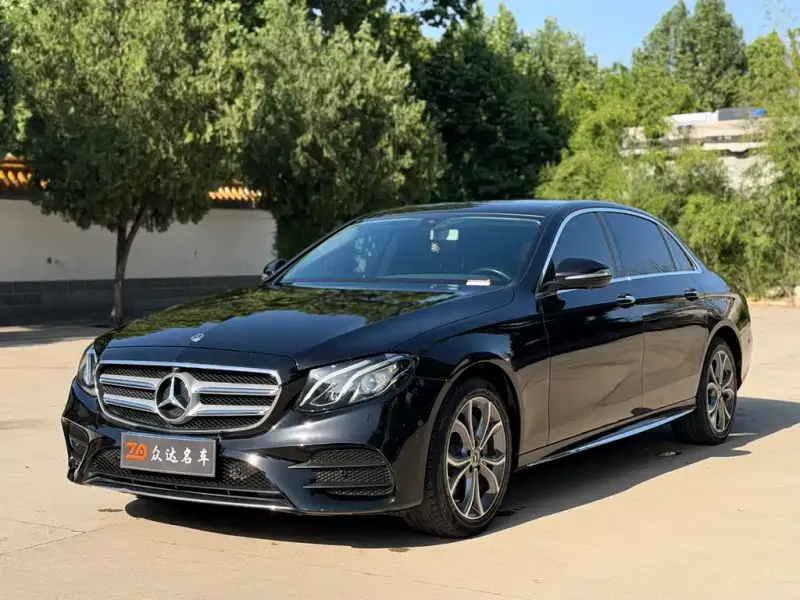 Mercedes-Benz E-Class, 2020 — фото 1