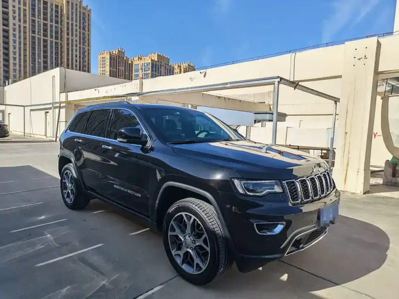 Jeep Grand Cherokee (Import), 2021
