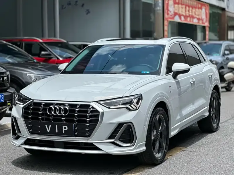 Audi Q3, 2022