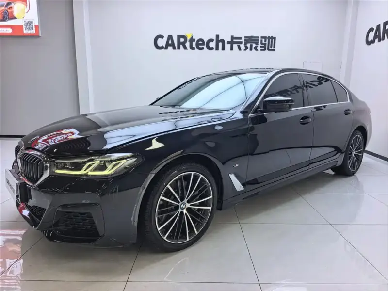 BMW 5 Series, 2022