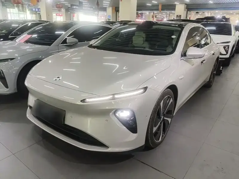 NIO ET7, 2025