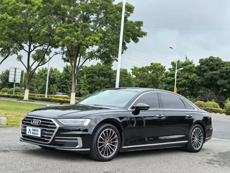 Audi A8, 2019 — фото 1