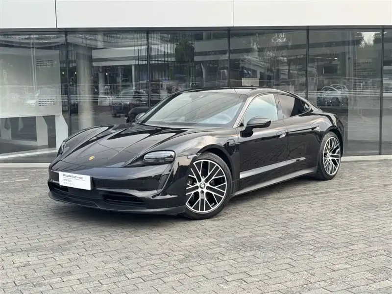 Porsche Taycan, 2021