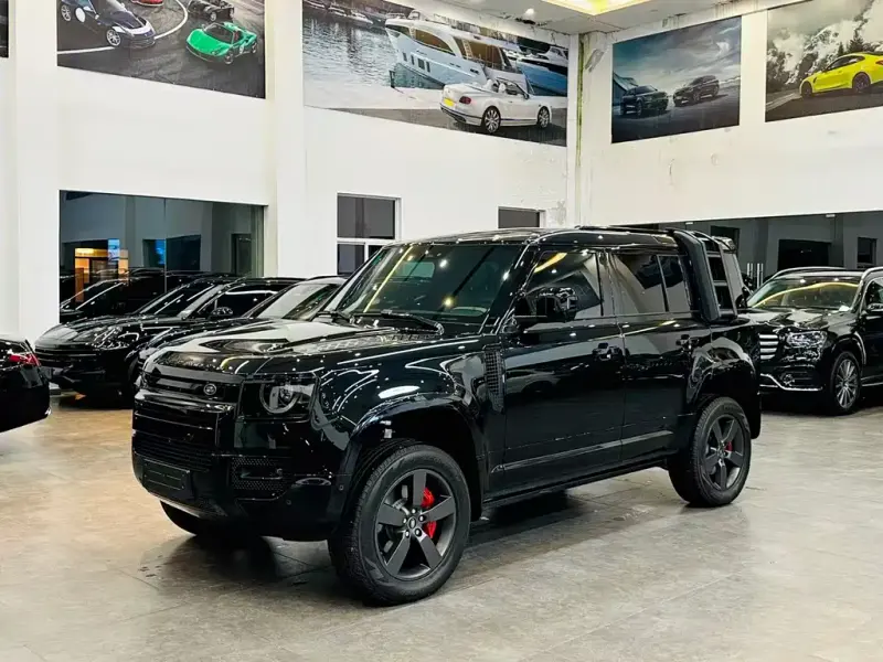 Land Rover Defender, 2026