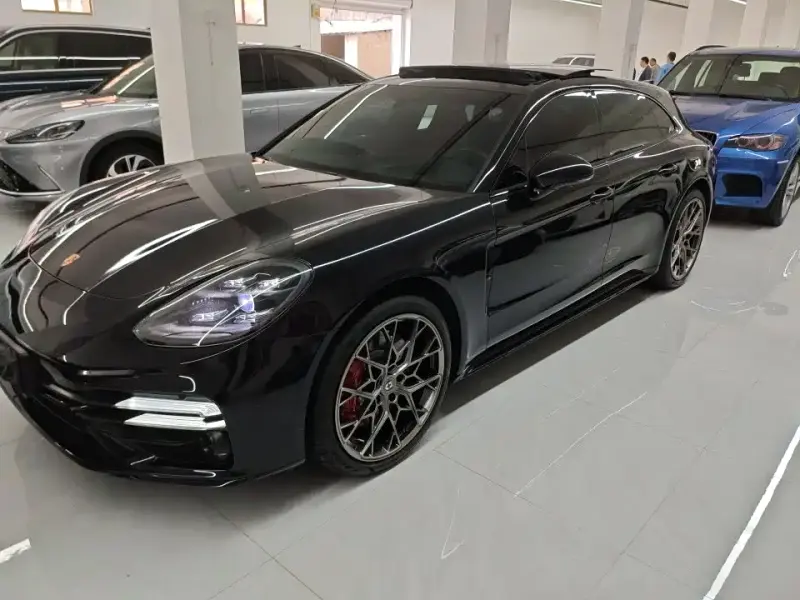Porsche Panamera, 2021
